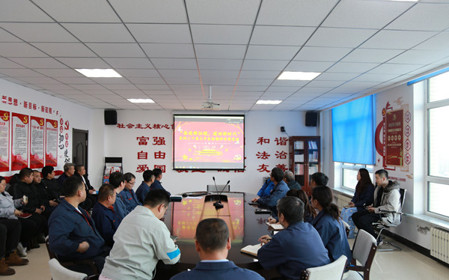標(biāo)題：華德牧草公司黨委書記講授黨的二十屆三中全會精神專題黨課
瀏覽次數(shù)：957
發(fā)表時間：2024-12-16